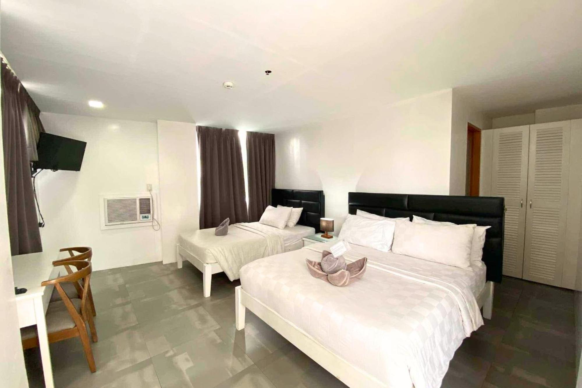 Tely'S Bed & Breakfast Iloilo Powered By Cocotel Dış mekan fotoğraf