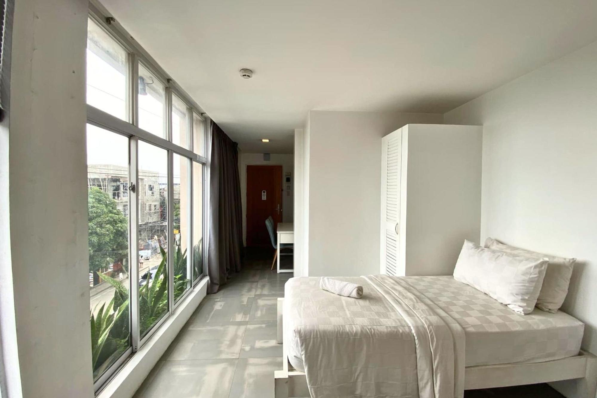Tely'S Bed & Breakfast Iloilo Powered By Cocotel Dış mekan fotoğraf