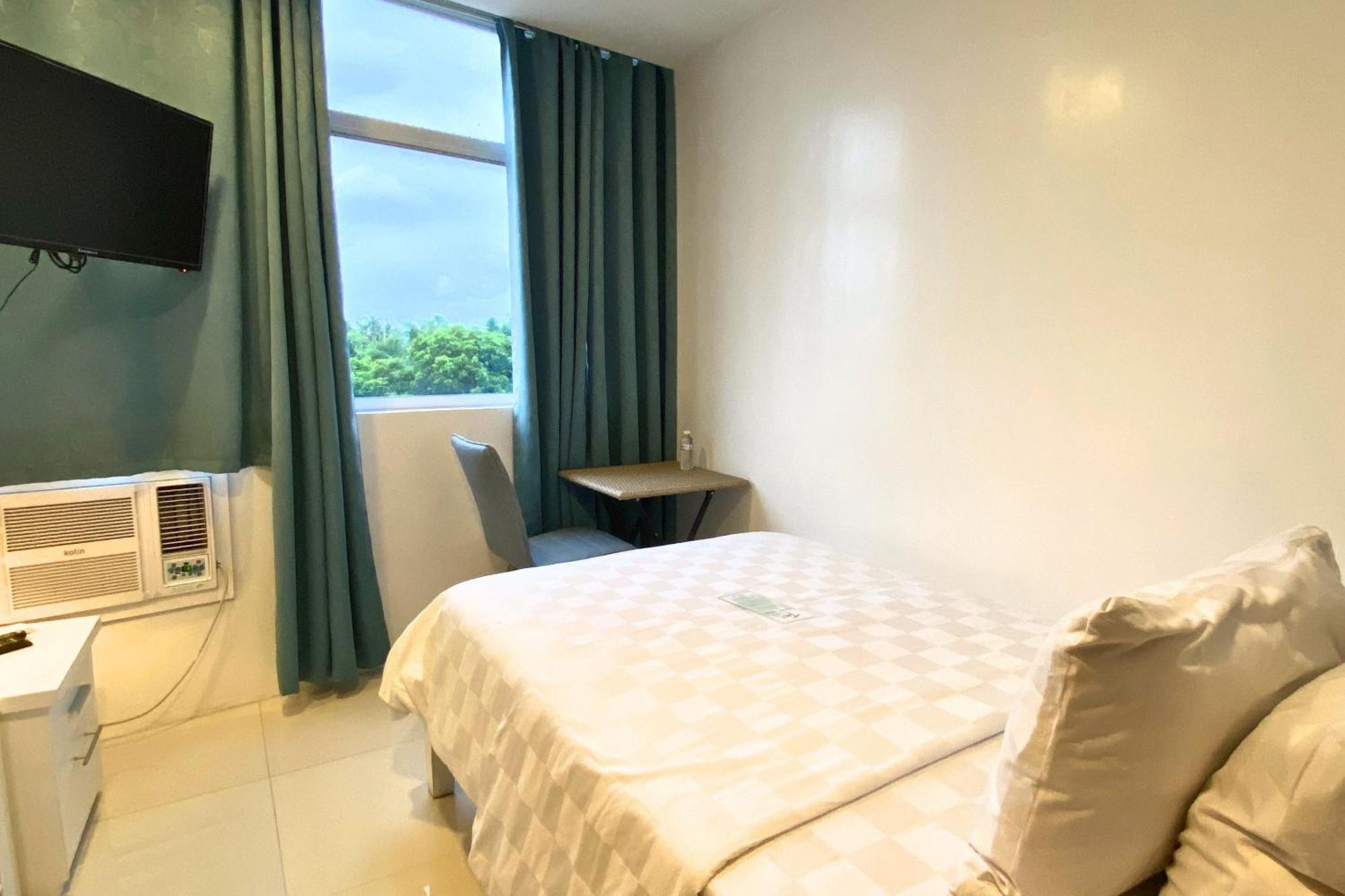 Tely'S Bed & Breakfast Iloilo Powered By Cocotel Dış mekan fotoğraf
